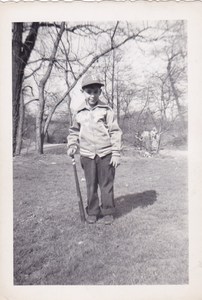 Peter baseball bat-4 yr 8 mo1952.jpg